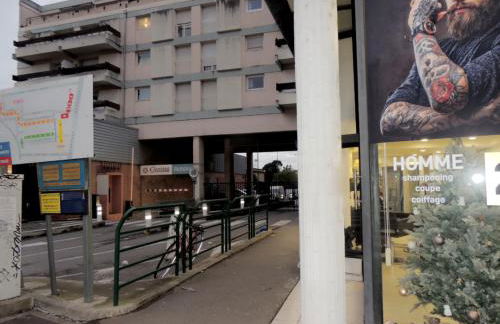 Le COSY Toulouse 3 min de la Gare à pieds Parking gratuit ventilateur - Foto 47