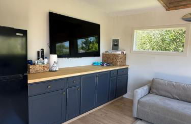 Gray Owl Lodge- A Serene Lakefront Retreat on Sleepy Hollow Lake near Hudson NY - Foto 6