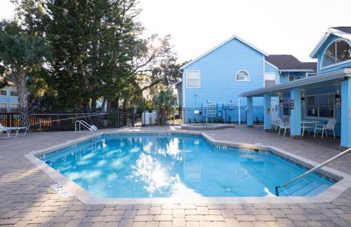 3BR Disney Home with Pool , Arcade and Hot Tub - Photo 40