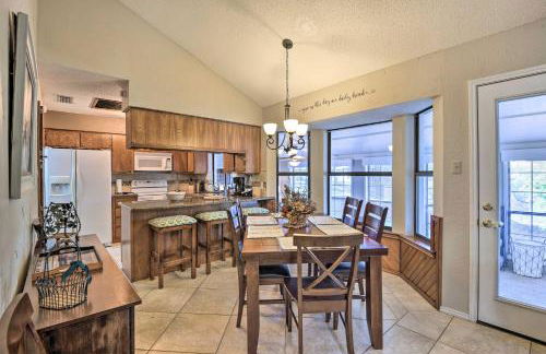 Granbury Home with Lake Granbury Access and Dock! - Foto 7