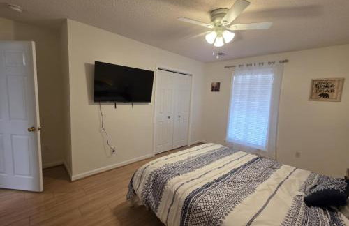 The Bama Bungalow 3BD Walk to the Game, Stay in Style - Foto 27