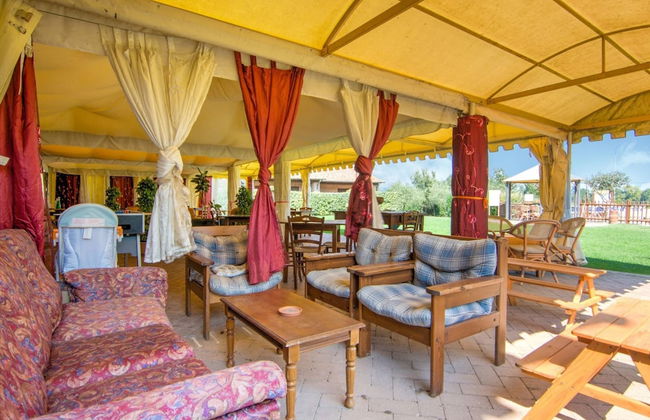 Belvilla by OYO Large Farmhouse With Pool - Foto 24