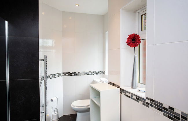 Spacious 5 Bed House Newcastle Gateshead - Photo 53