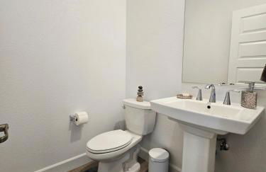 Beautiful Roseville Home - Quiet Neighborhood - Near Galleria Mall - Foto 30