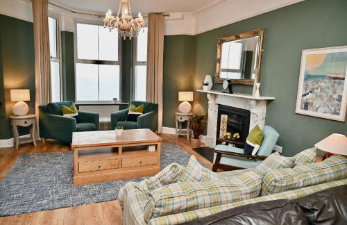 Glan y Mor, Sleeps 20, 8 Bedrooms, 8 Bathrooms, Seafront, Criccieth - Foto 7