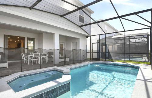 Relax in Style Pool, Resort Amenities, Near Disney - Foto 48