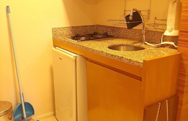 Completo em Hotel Localização Perfeita - Photo 13