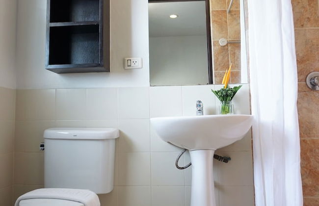 Phompassorn Apartment - Photo 14