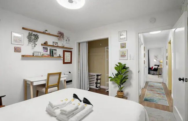 Coastal Palm Tree 2BR Retreat Ocean View - Foto 10