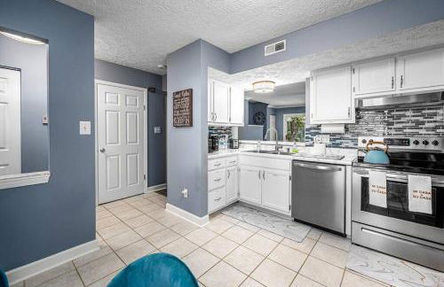 Cozy End Unit Townhouse 1 Mile from Downtown Cary - Foto 25