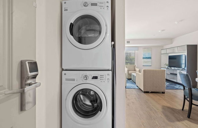 WaterWalk Extended Stay by Wyndham Kansas City - Overland Pk - Photo 56