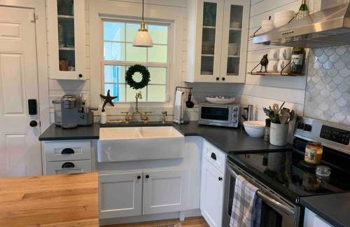 Downtown- Sunshine Cottage and Golf Cart - Foto 15