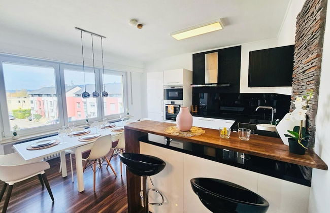 Charming 3 bedrooms with a cozy terrace - Foto 9