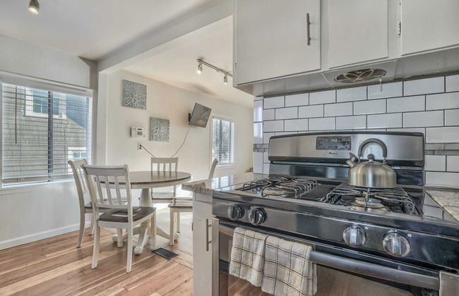 3brdowntownwalk to Everywhere & Bars W/fire pit - Foto 24