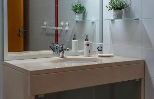 Close to the sea, to Lisbon and to your heart - Foto 17