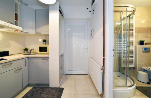 Block Apartment Upper Town - Photo 12