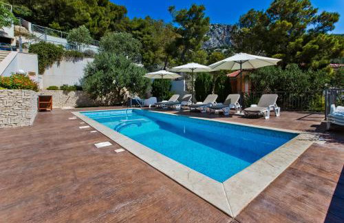 Luxurious Apartments Maslina with Beach - Photo 1