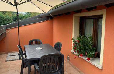 Villa Trevisi - APARTMENT-free parking-electric car station - Foto 9