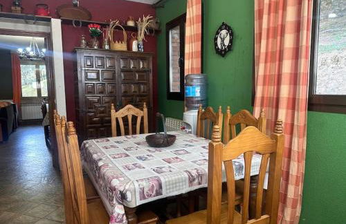 Casa para fiestas 16 personas, barbacoa y terraza - Photo 2