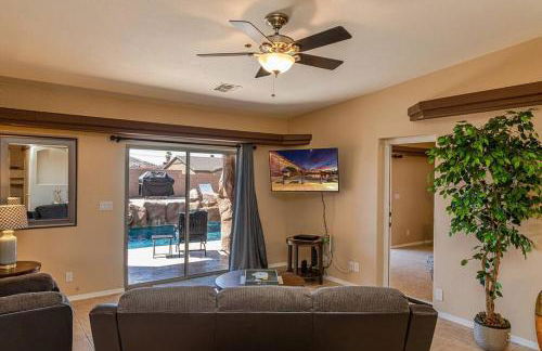 Beach Happy-Lake Close-Private Waterpark Oasis -sleeps 14 - Foto 18