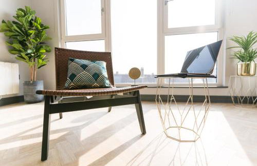 Luxe Apartments, The Moorwell, Secure Parking, - 10mins Cardiff City Ctr - Photo 26