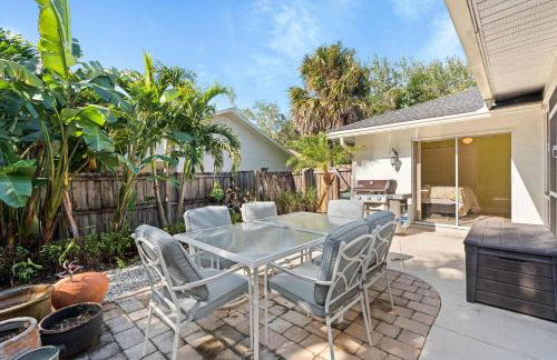 Pet Friendly Pool Home in River Reach of Naples FL - Photo 33