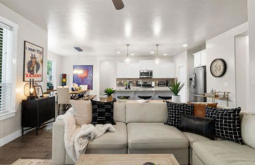 Hot Tub - Sauna - Fire Pit - Ping Pong - Darts - Foto 4