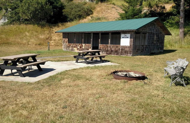 Harbor View Haven by Avantstay Private Backyard - Photo 29