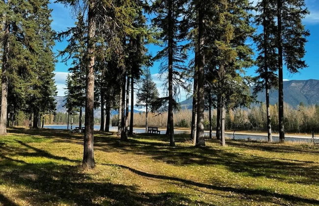 Flathead River Retreat For 15! - Foto 26