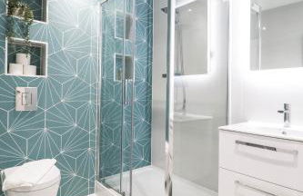 The Booker Retreat - Bright 1BR Top Floor Apt with Free Secure Underground Parking - Foto 29