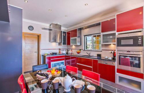 Villa Nincha - Heated Pool - Free wi-fi - Air Con - Foto 24