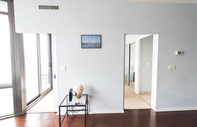 Vacation in Toronto Suites - Photo 5