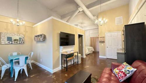 Haven at Hazel~Downtown Bungalow - Foto 3