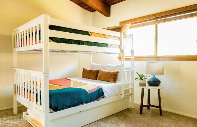 Cliffridge by Avantstay Lush Malibu Hills Estate w/ Breathtaking Ocean Views - Photo 1