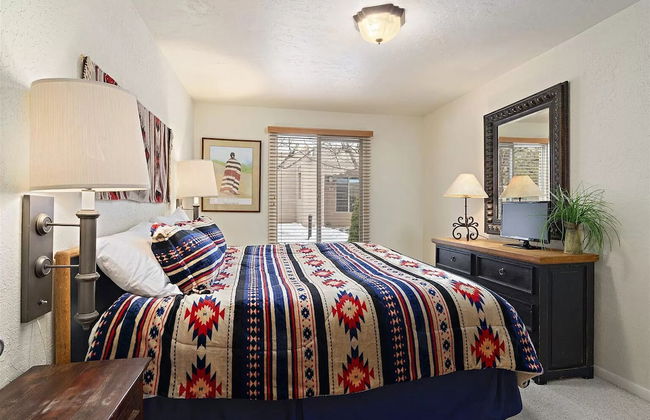 Artist Road - Photo 2