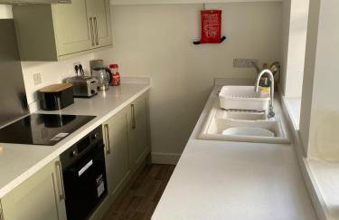 3 Double Bedroom Home-Sleeps 8 - Castle Donnington - Foto 13