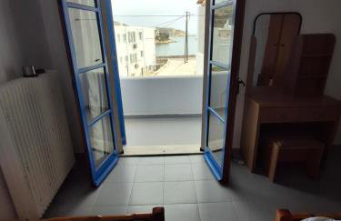 Με θέα τον όρμο της Βάρης - Photo 6