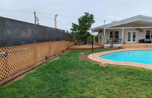 SneakAway in Albuquerque - Foto 39