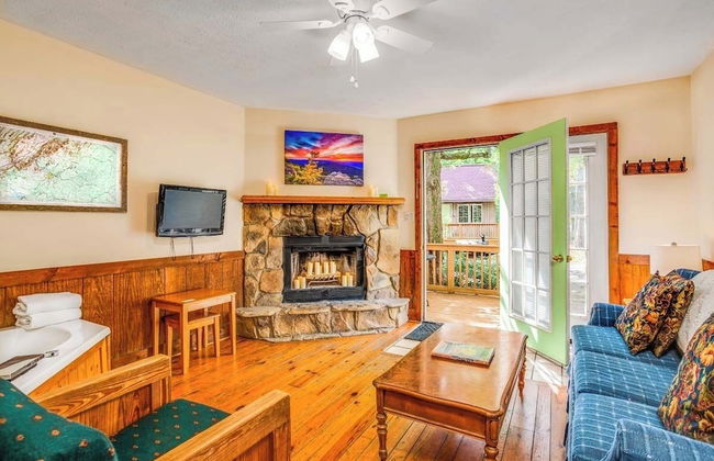 Love Ridge Mountain Lodging - Foto 35