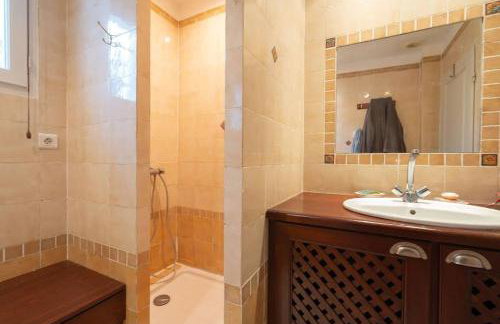 Villa 10 P piscine lagon avec vue époustouflante proche Uzès - Foto 39