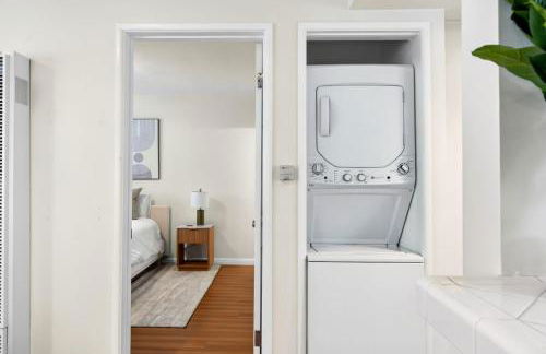 Prime Manhattan Beach 2BR Walk to Beach with Parking - Foto 8