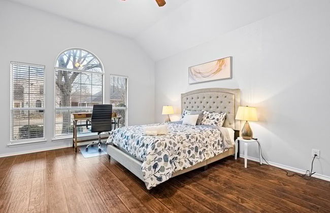 Perfect Frisco Home for Relocating Families Fun - Foto 8