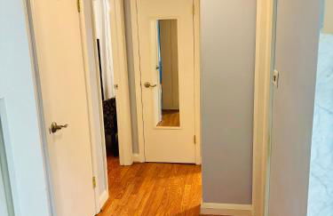 The Charming Cozy 4-Bedroom Getaway in Glen Burnie - Foto 25