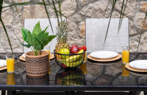 Odysseia Stay Pool & Private Jacuzzi 2min Beach - Foto 44
