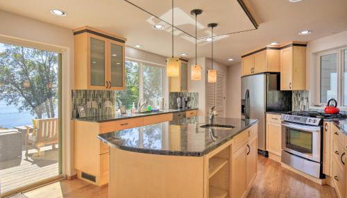 Hike, Bike and Explore Oceanfront Kingston Getaway - Foto 3