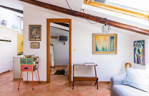 Alessios House by NapoliApartments - Photo 14