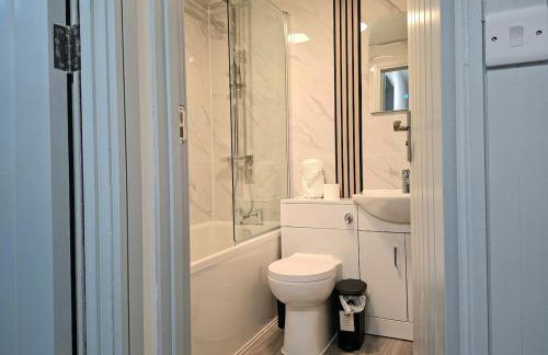 New & Lovely Spacious 2-Bedroom Villa - Foto 14