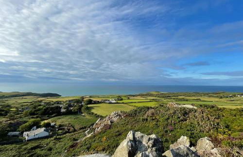 The Hut@Trefechan Wen - Coastal Coziness! - Photo 20
