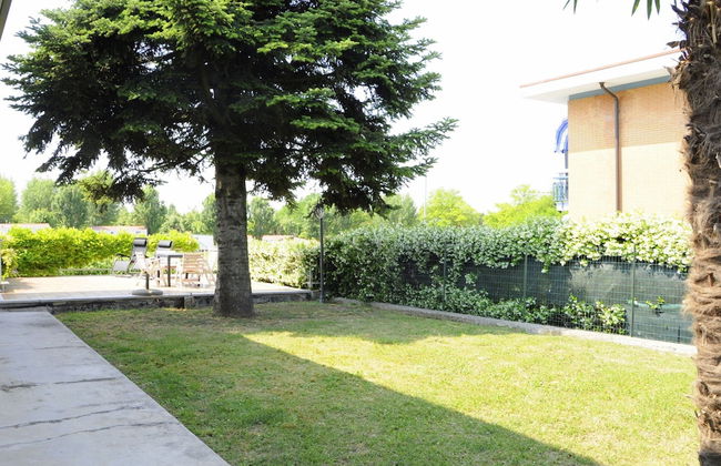 Near the Harbour and Sandbeach of Pacengo di Lazise - Foto 26