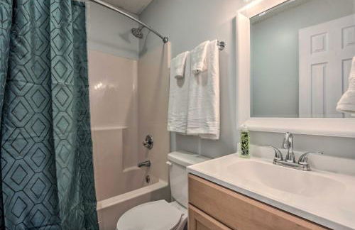 Near Mt Airy Casino Mount Pocono Condo with Balcony - Foto 20